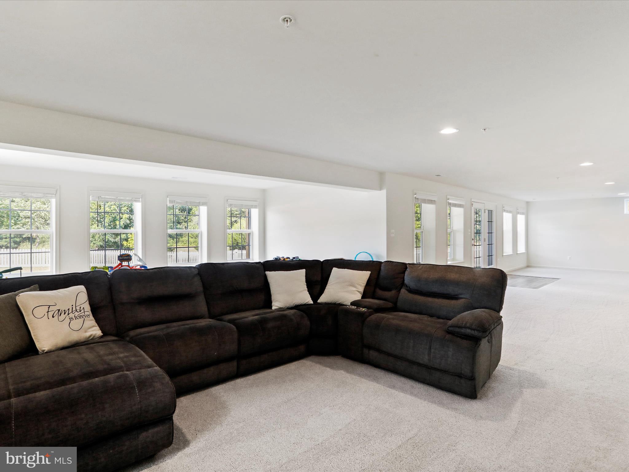 WESTFIELDS - Residential