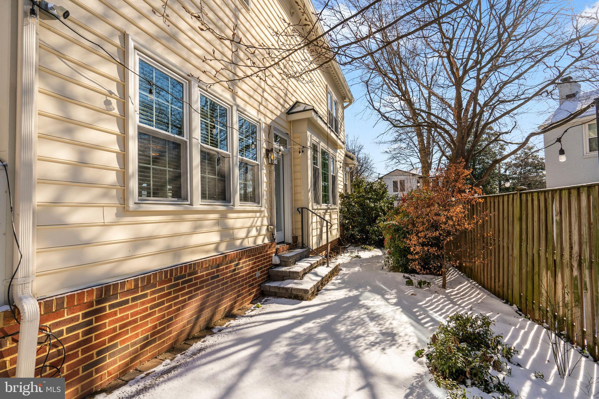 LACEY FOREST - Residential