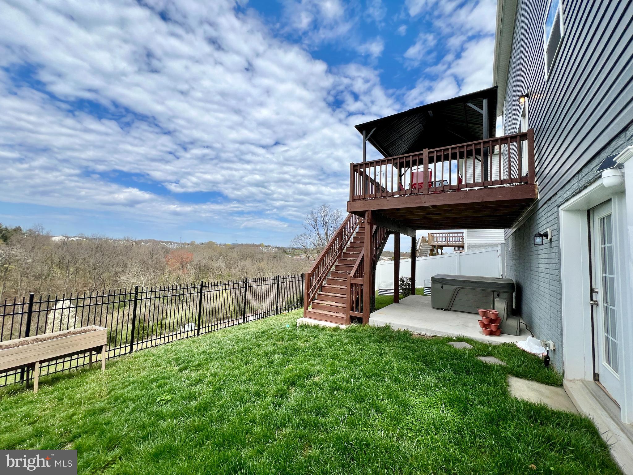 OVERLOOK AT RIVERSIDE - Residential