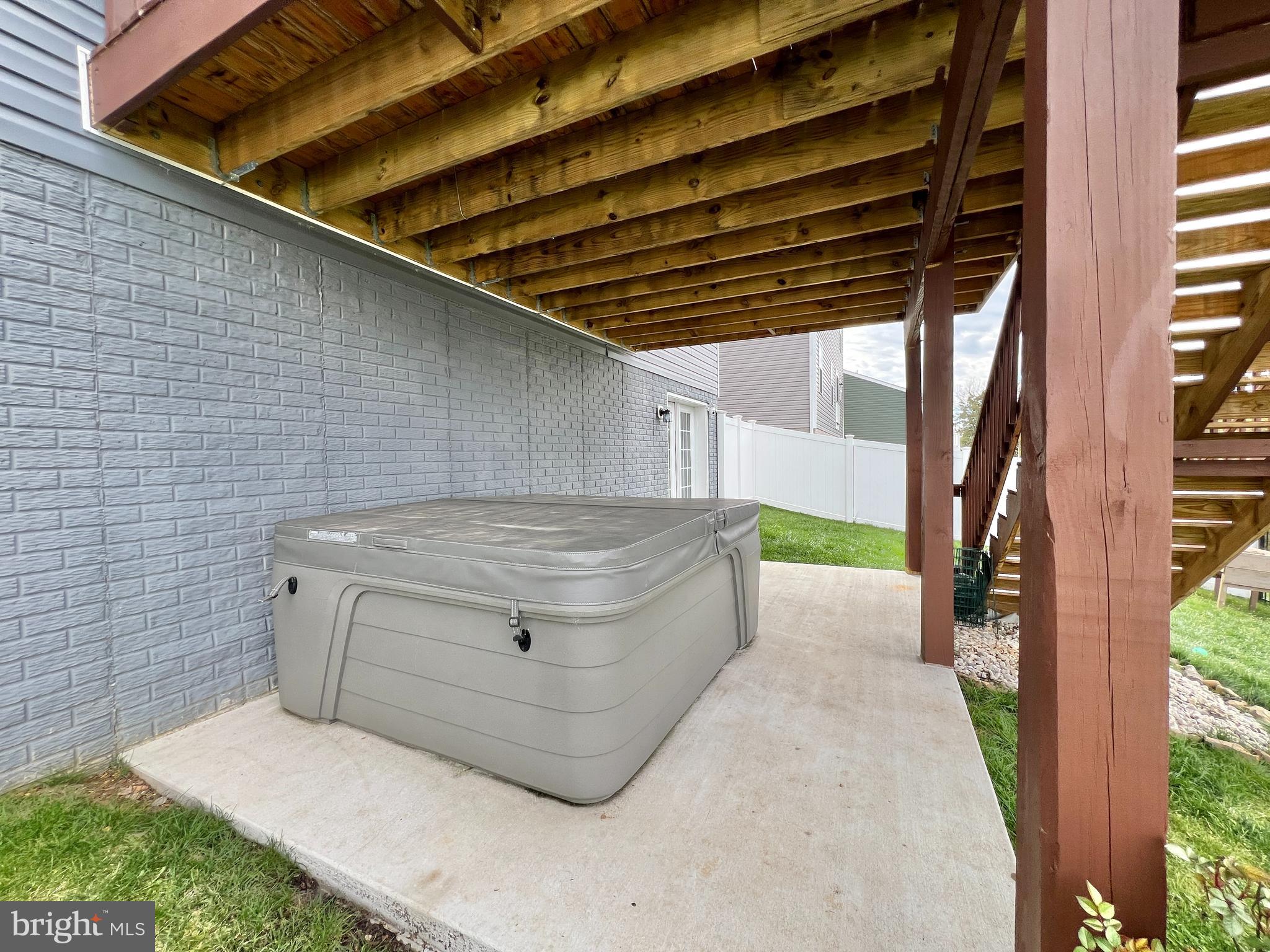 OVERLOOK AT RIVERSIDE - Residential