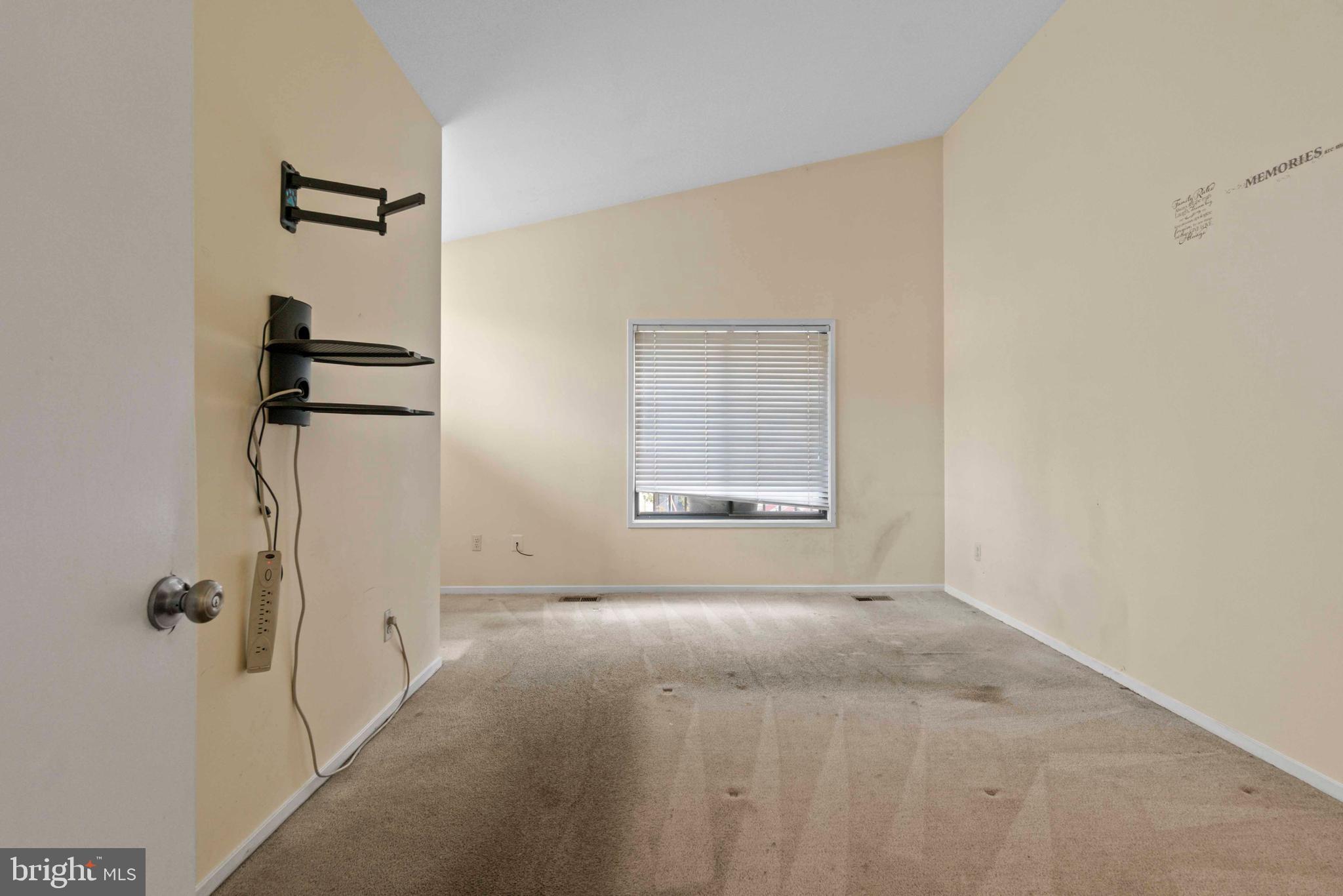 OVERLEA - Residential