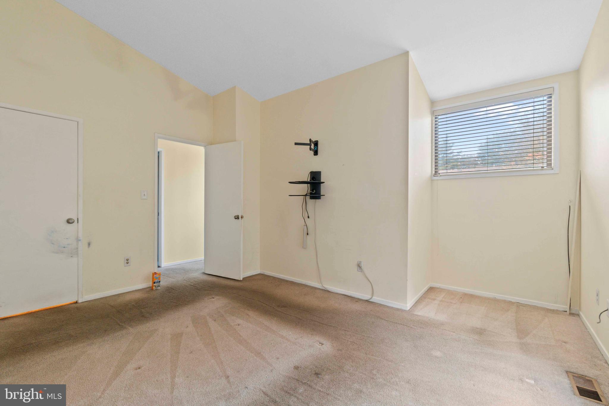 OVERLEA - Residential