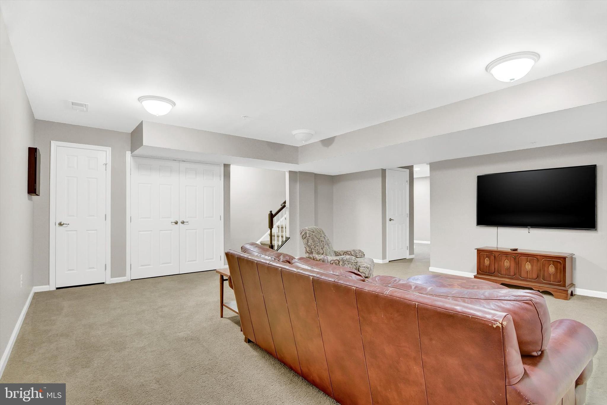 MONMOUTH MEADOWS - Residential