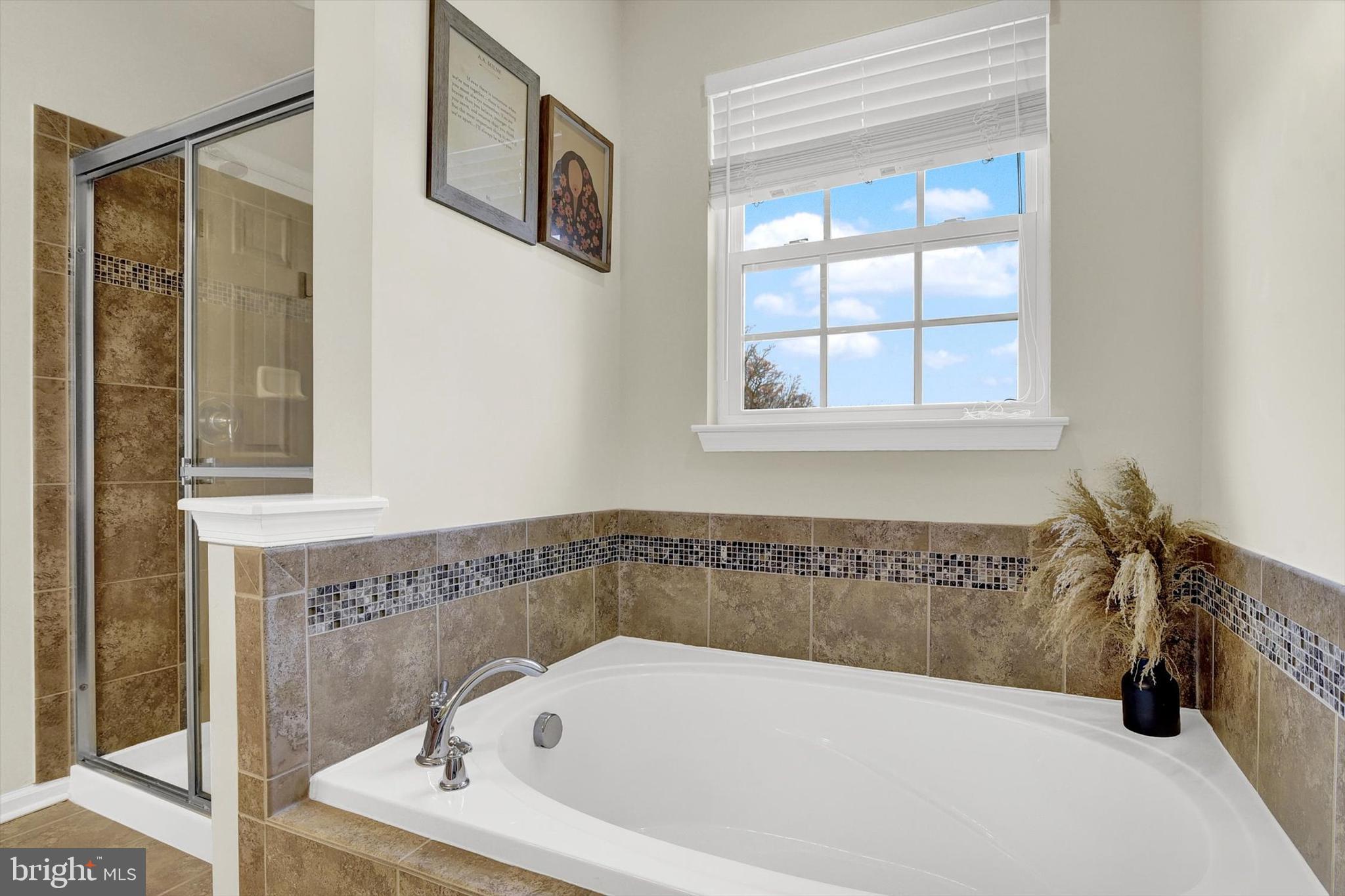 MONMOUTH MEADOWS - Residential