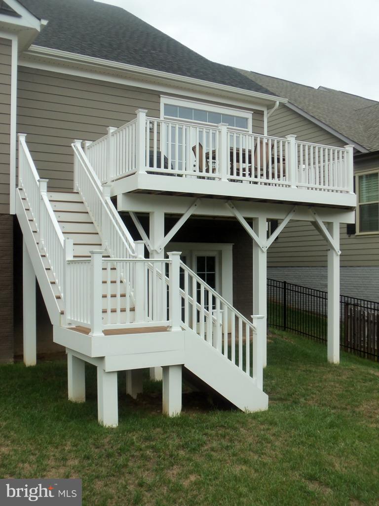 HARBOR STATION - Residential Lease