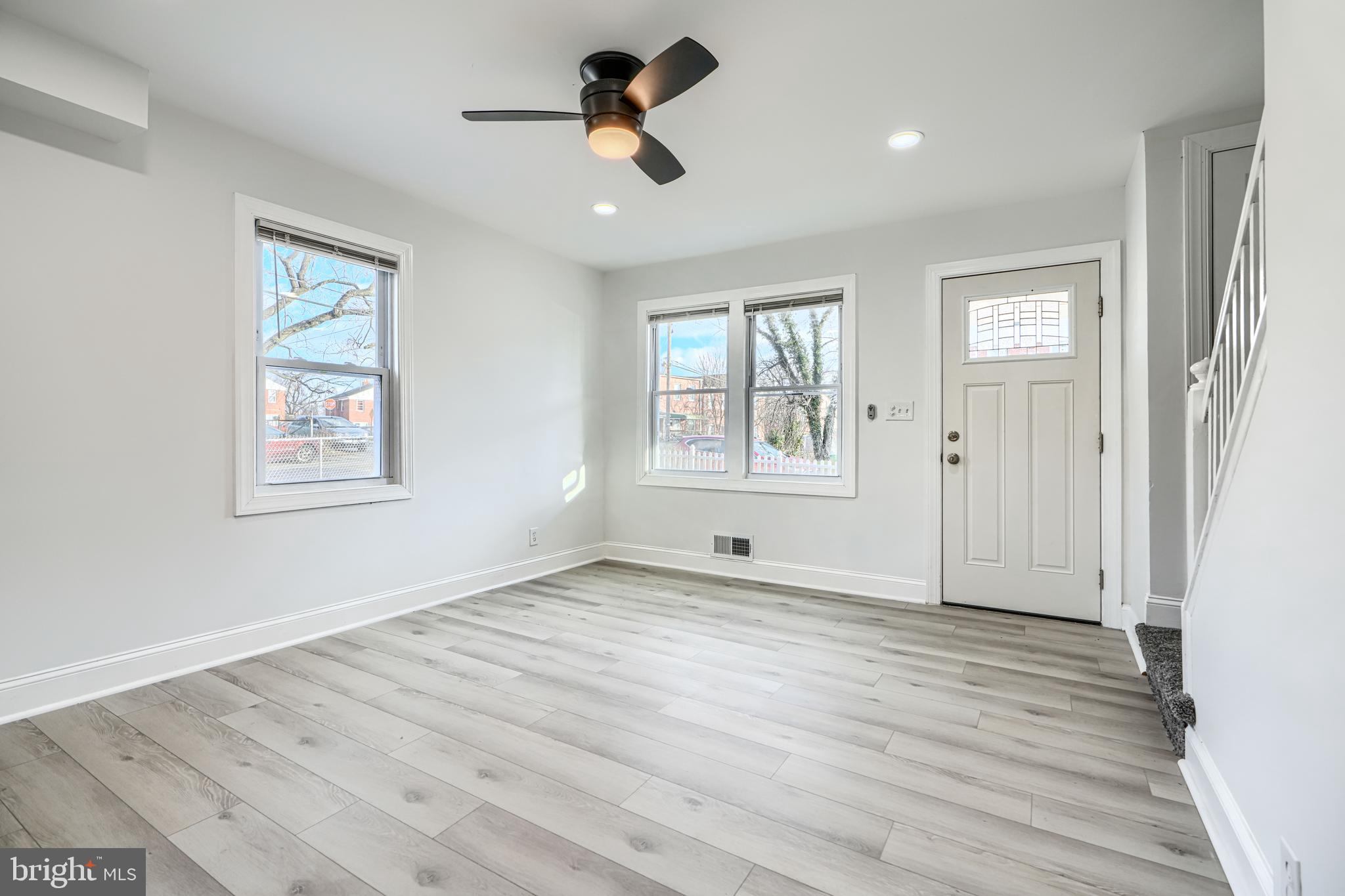 UPLANDS - Residential