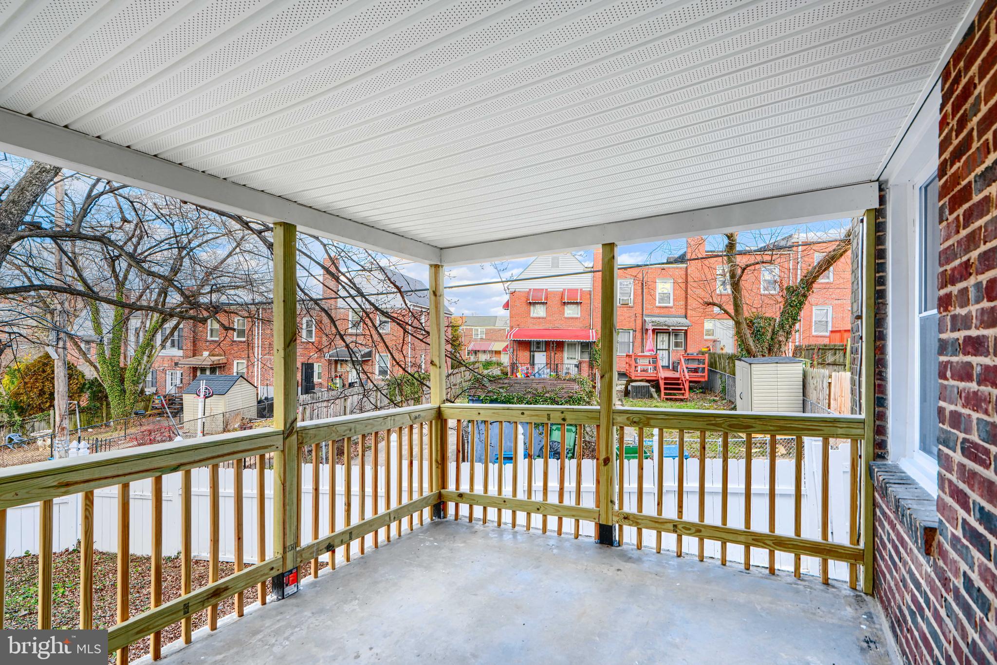 UPLANDS - Residential