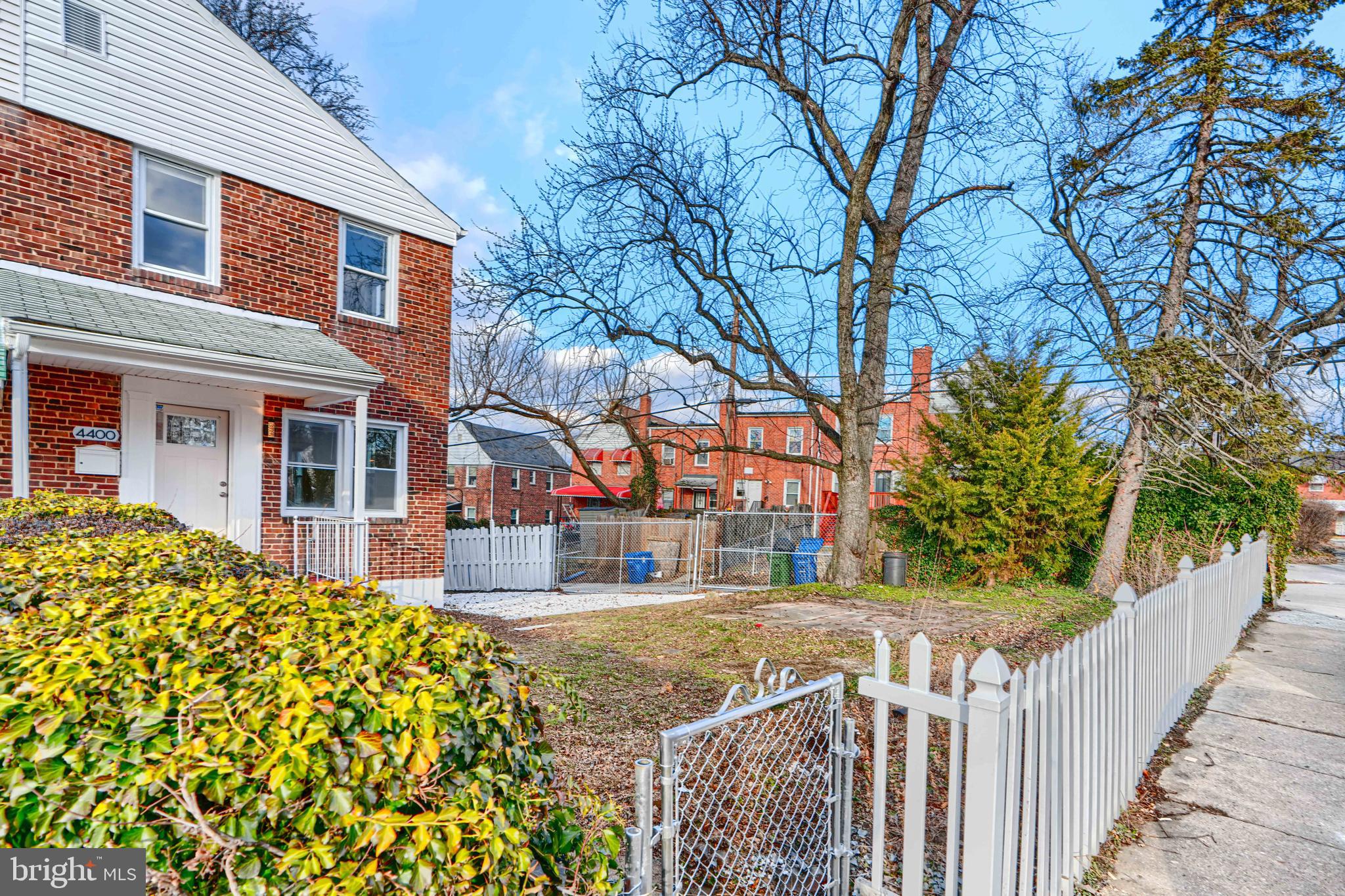 UPLANDS - Residential