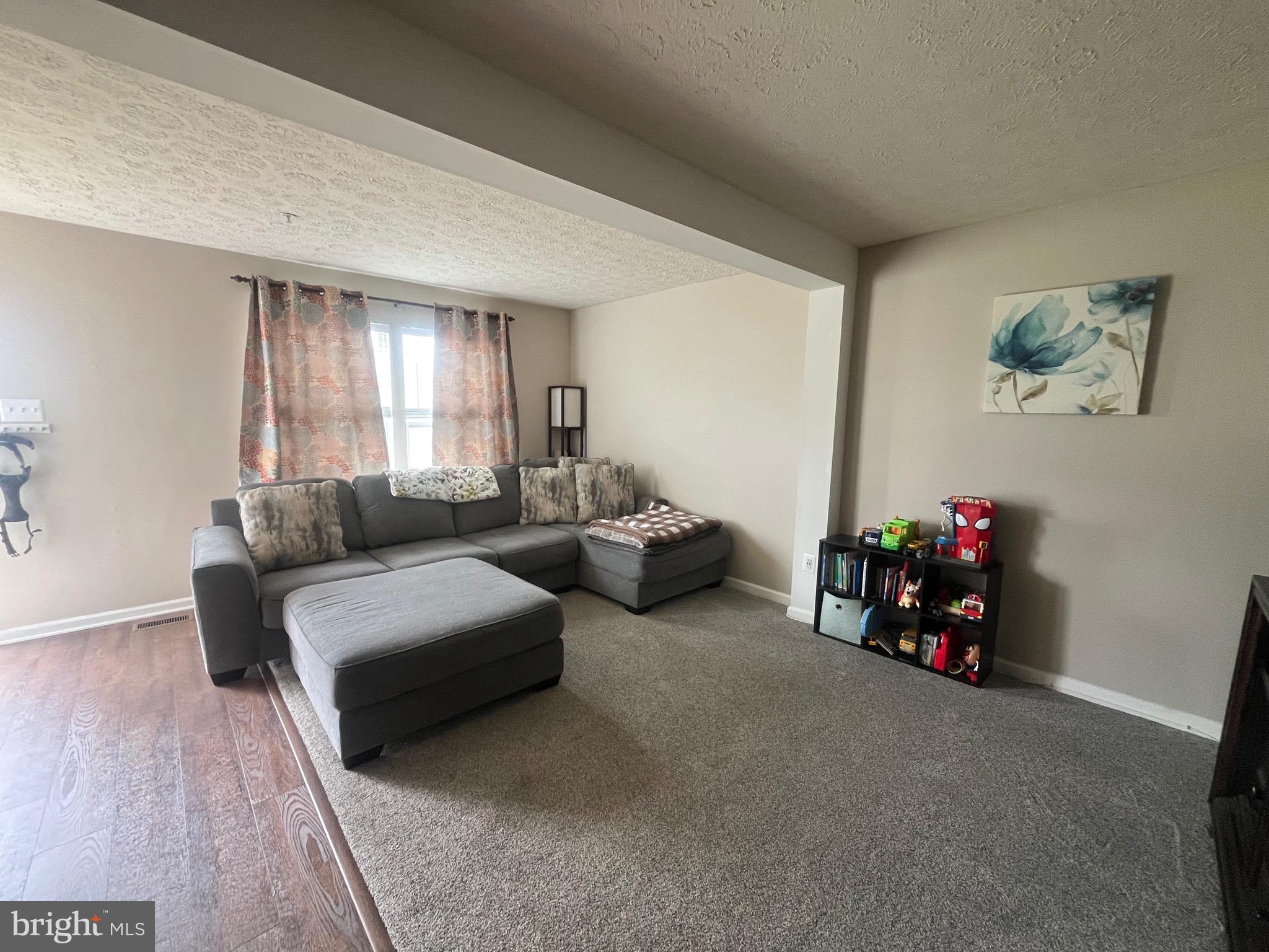 514 MACINTOSH CIRCLE