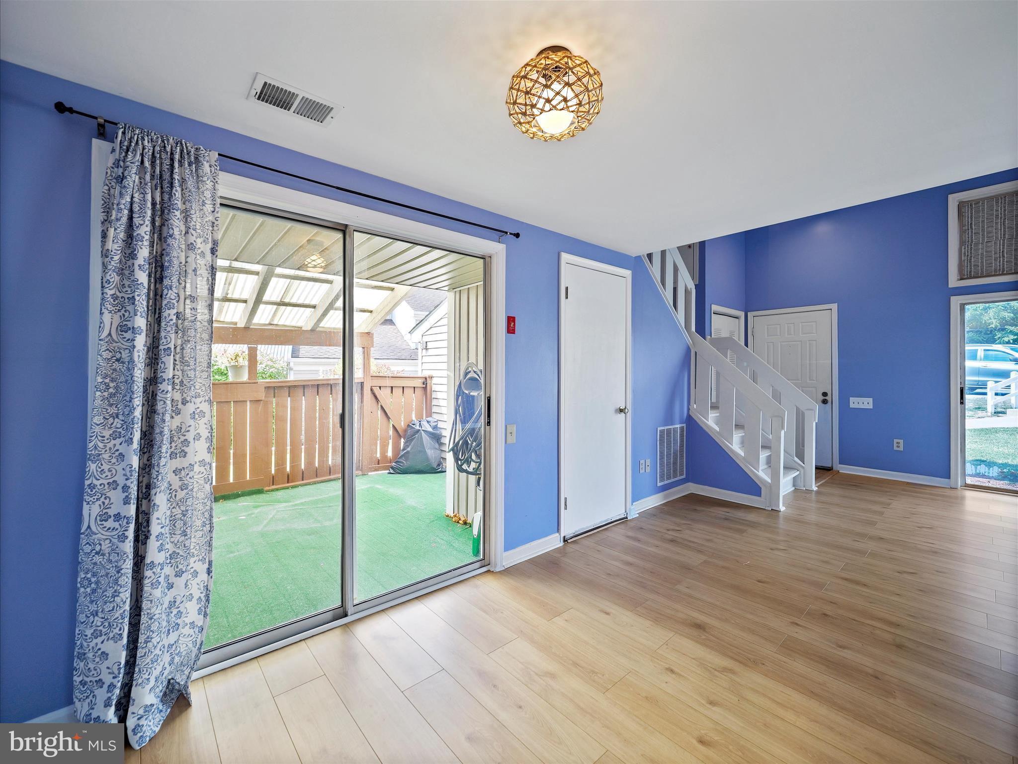 WOODLANDS NORTH - Residential