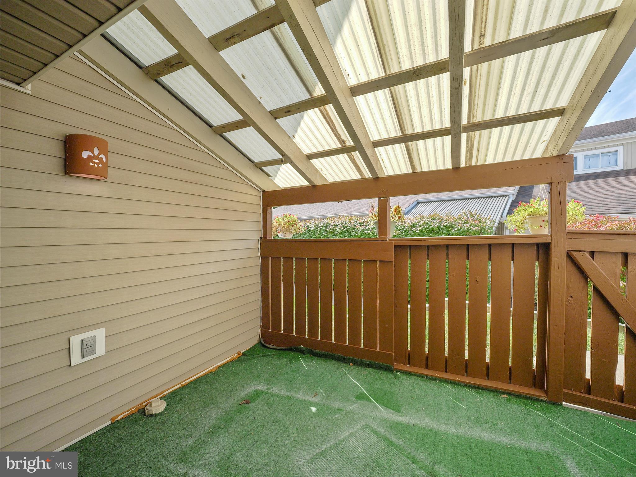 WOODLANDS NORTH - Residential