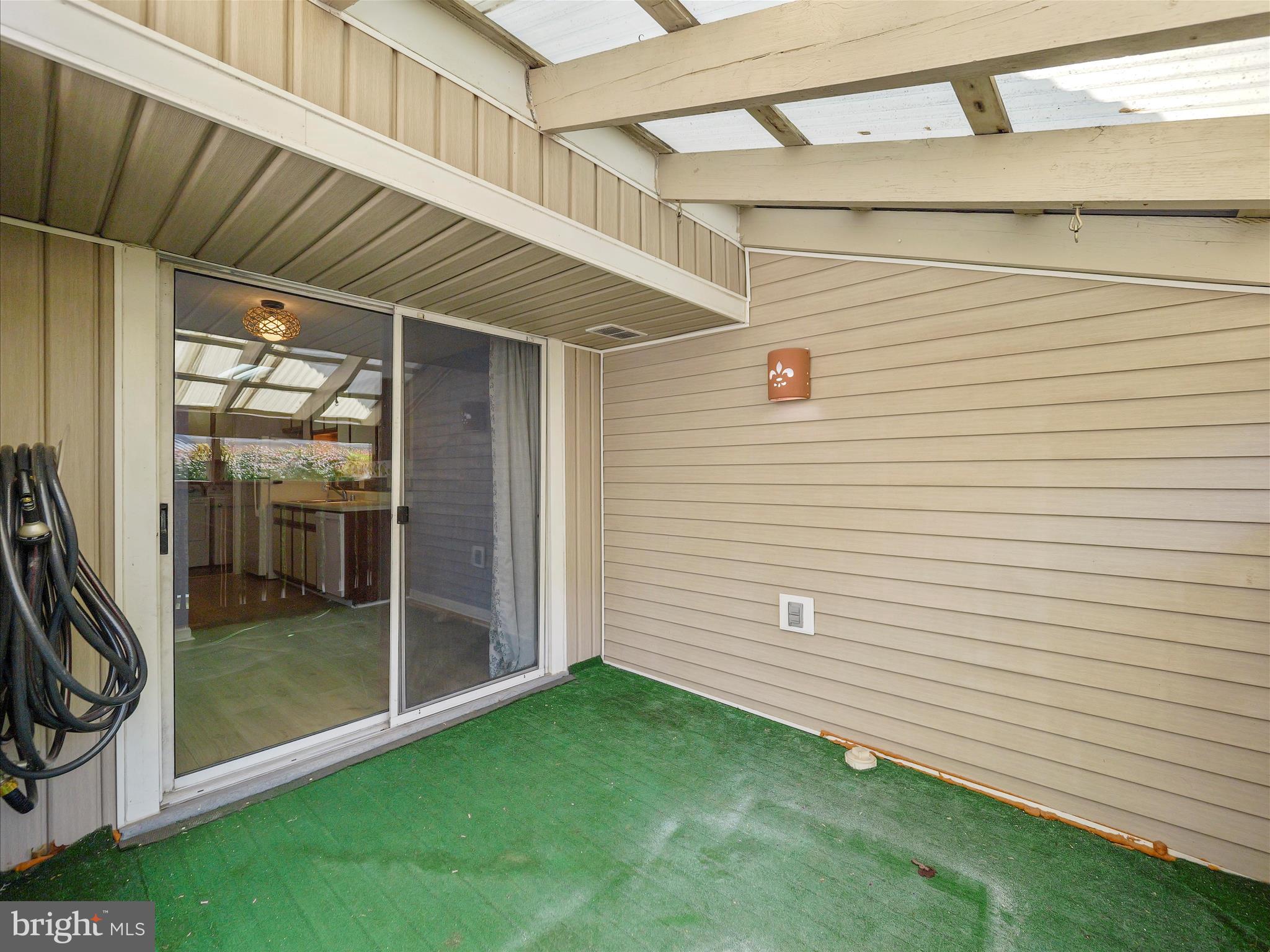 WOODLANDS NORTH - Residential