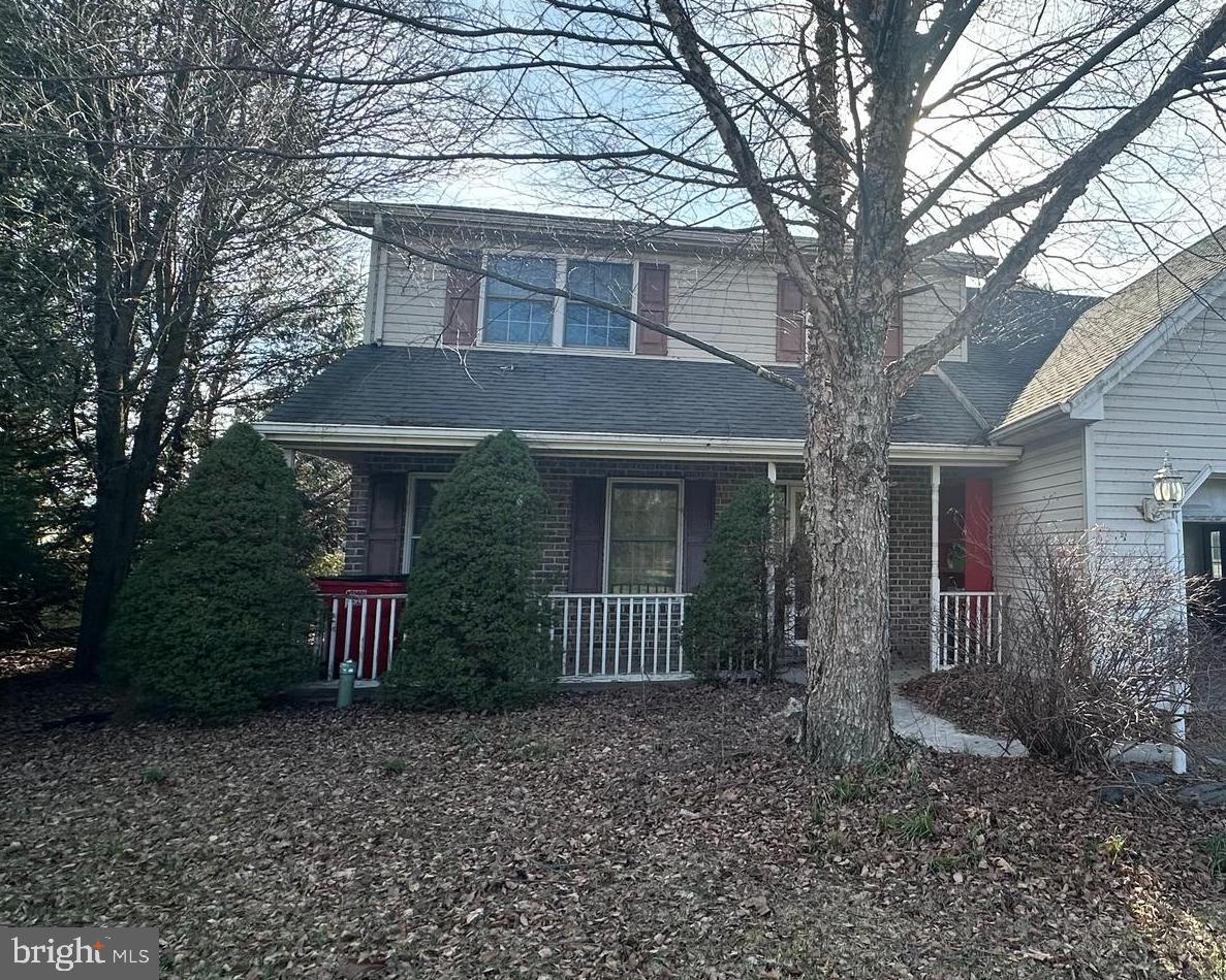HAMPTON HILLS - Residential