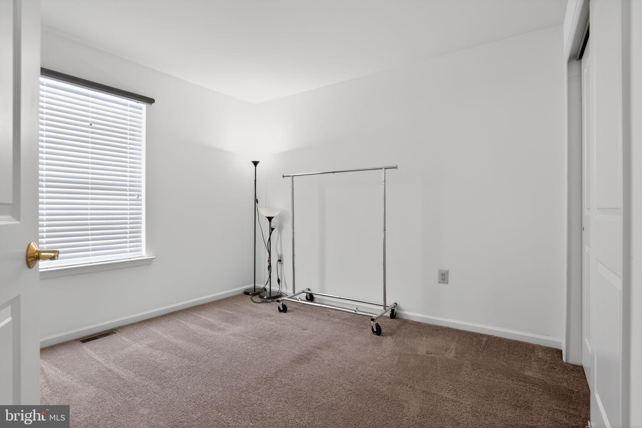 VILL AT COUNTRY VIEW - Residential