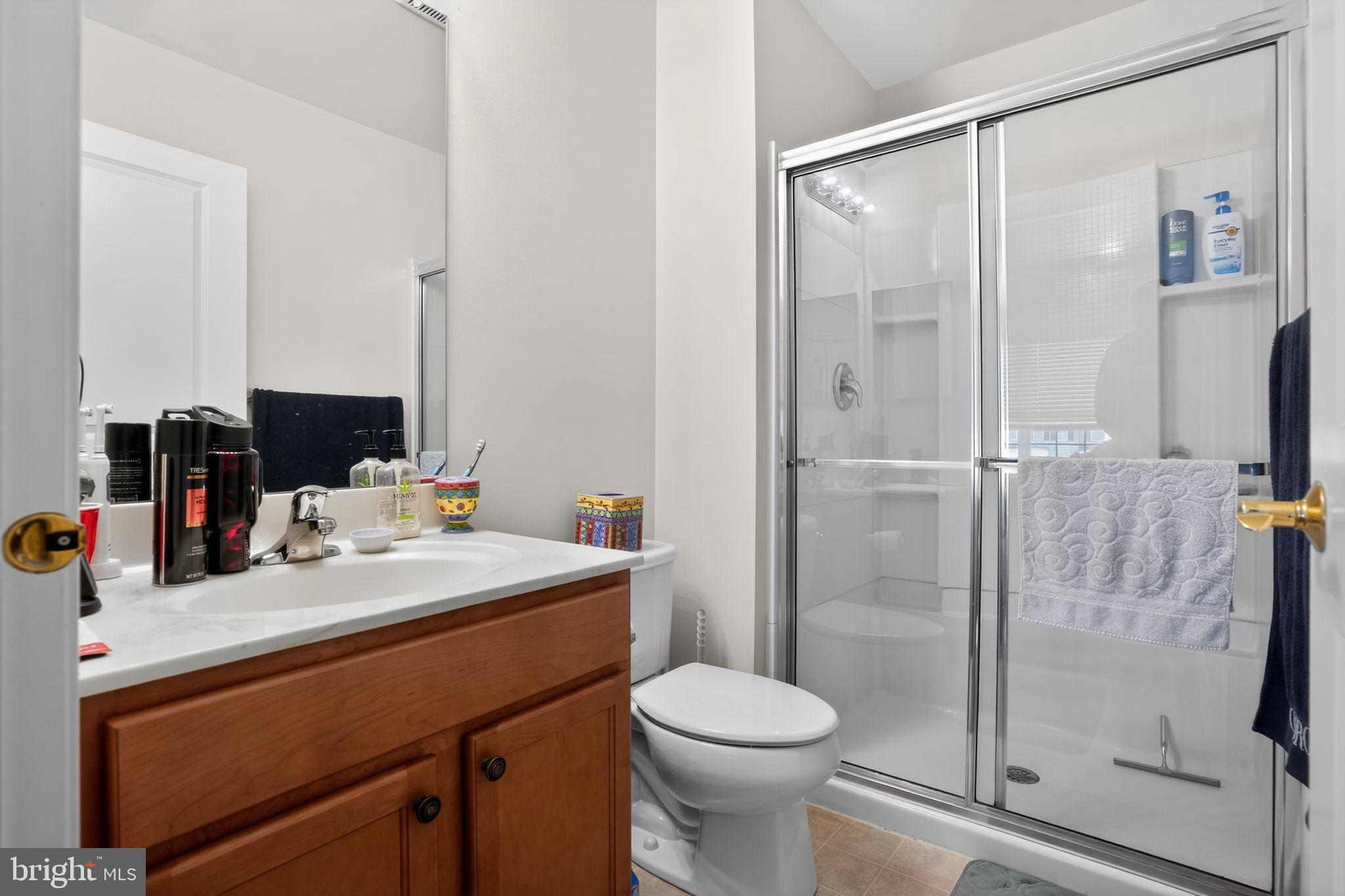 VILL AT COUNTRY VIEW - Residential