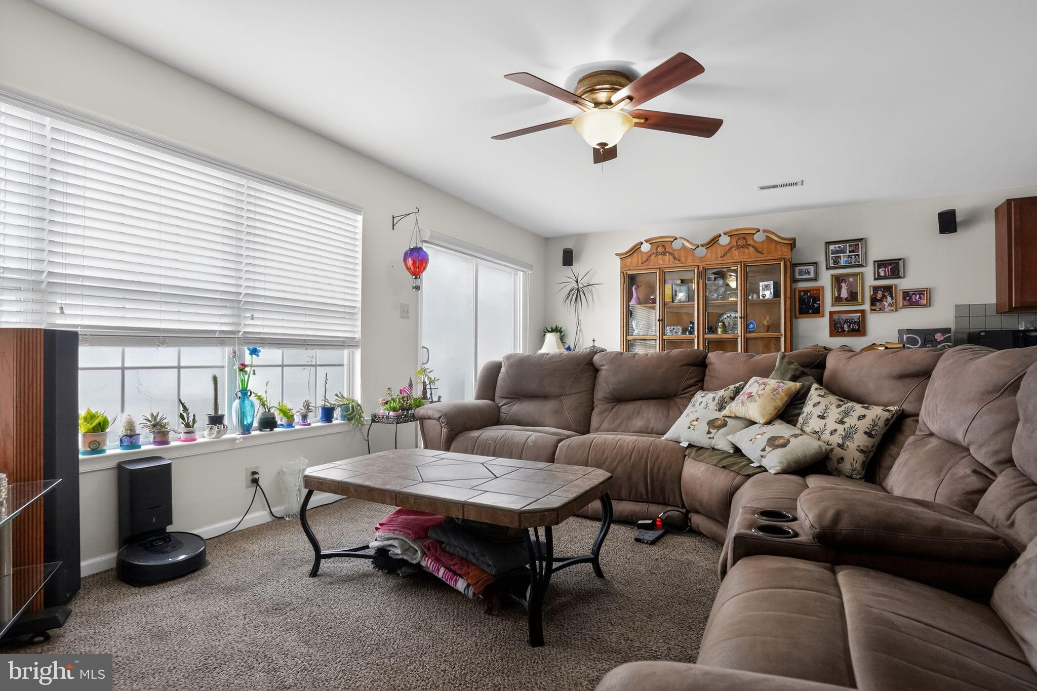 VILL AT COUNTRY VIEW - Residential