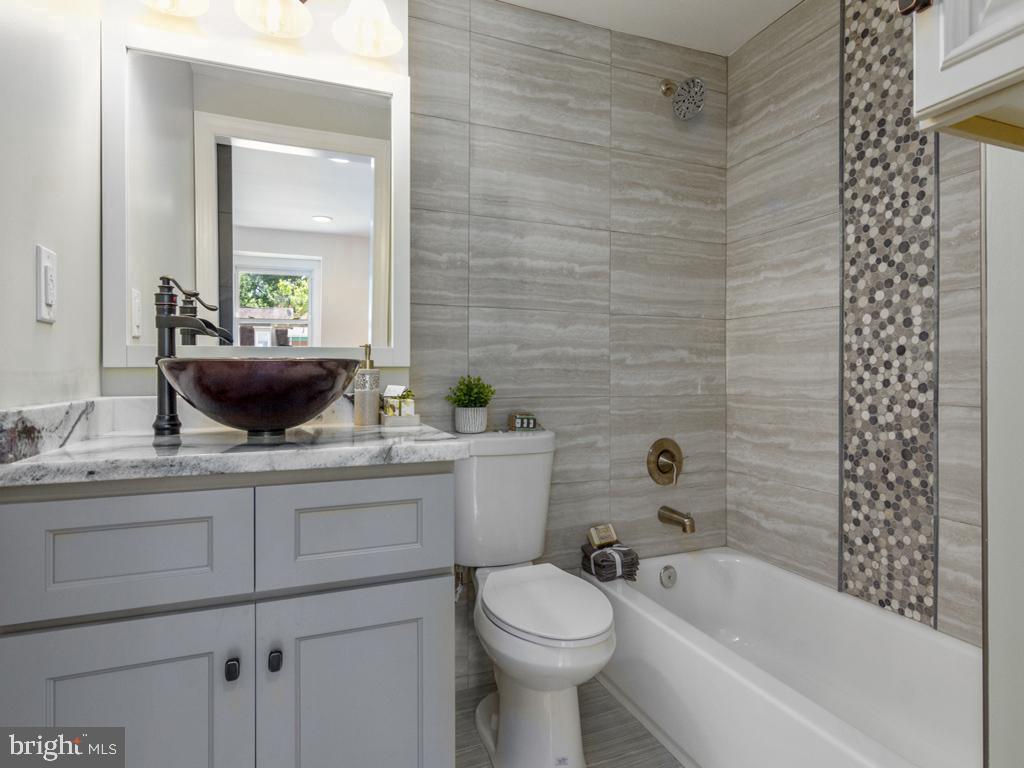 BRANDYWINE COUNTRY - Residential Lease