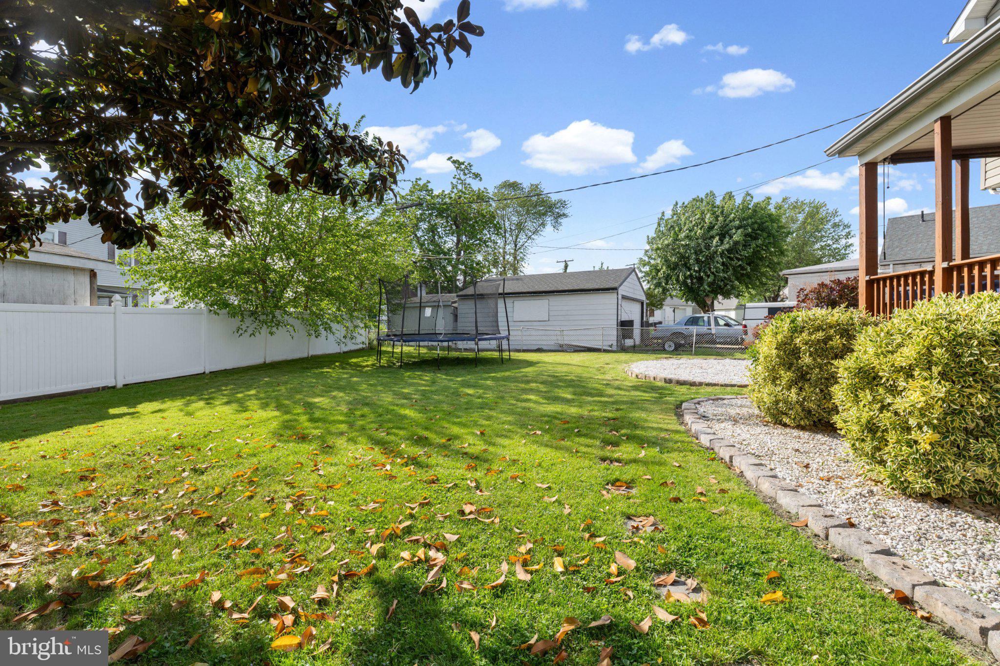 GRAY MANOR - Residential