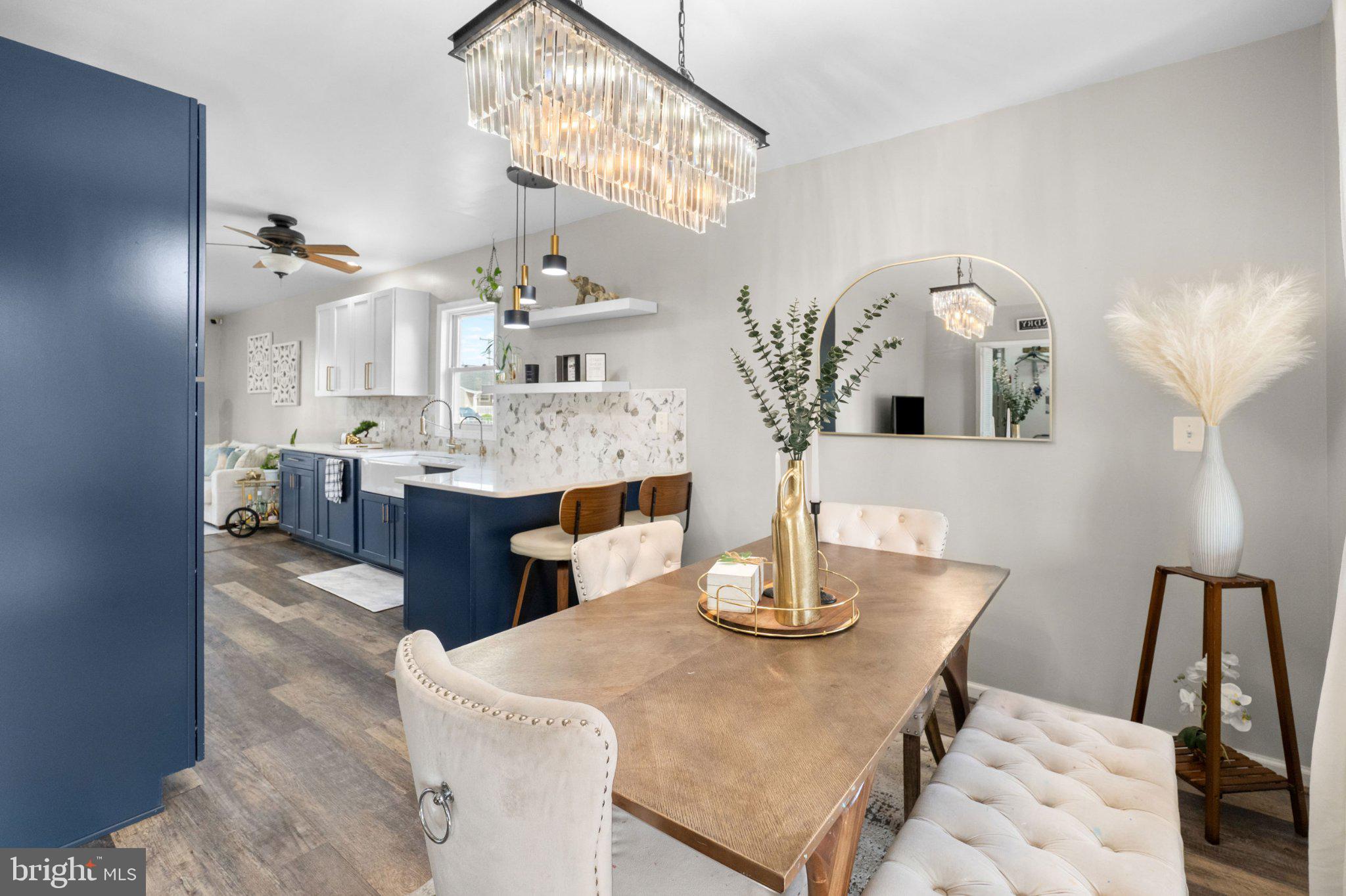 GRAY MANOR - Residential