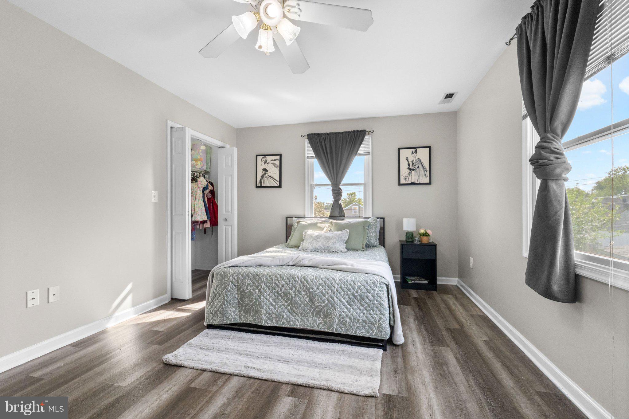 GRAY MANOR - Residential