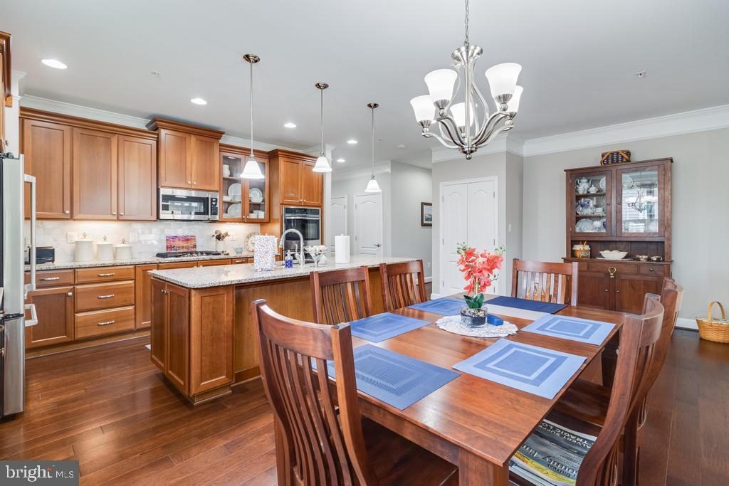 THE HARBOURS AT SOLOMONS ISLAND - Residential