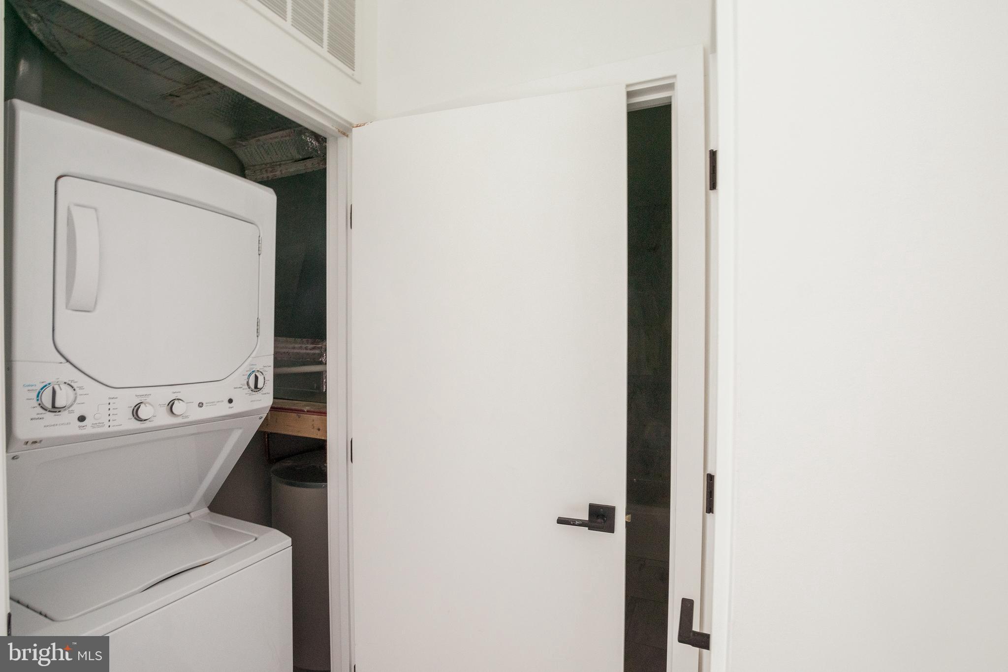 POINT BREEZE - Residential Lease