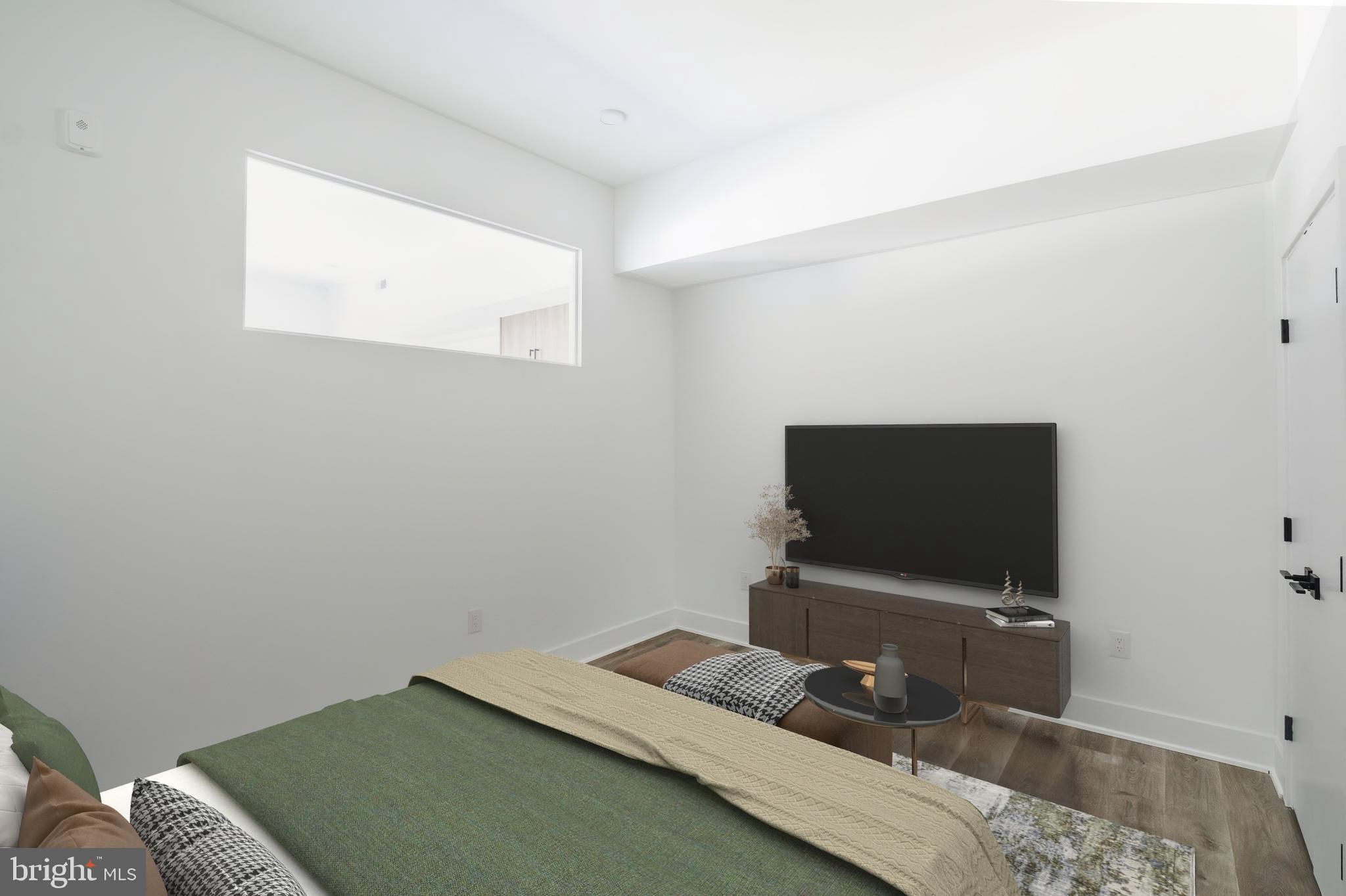 POINT BREEZE - Residential Lease