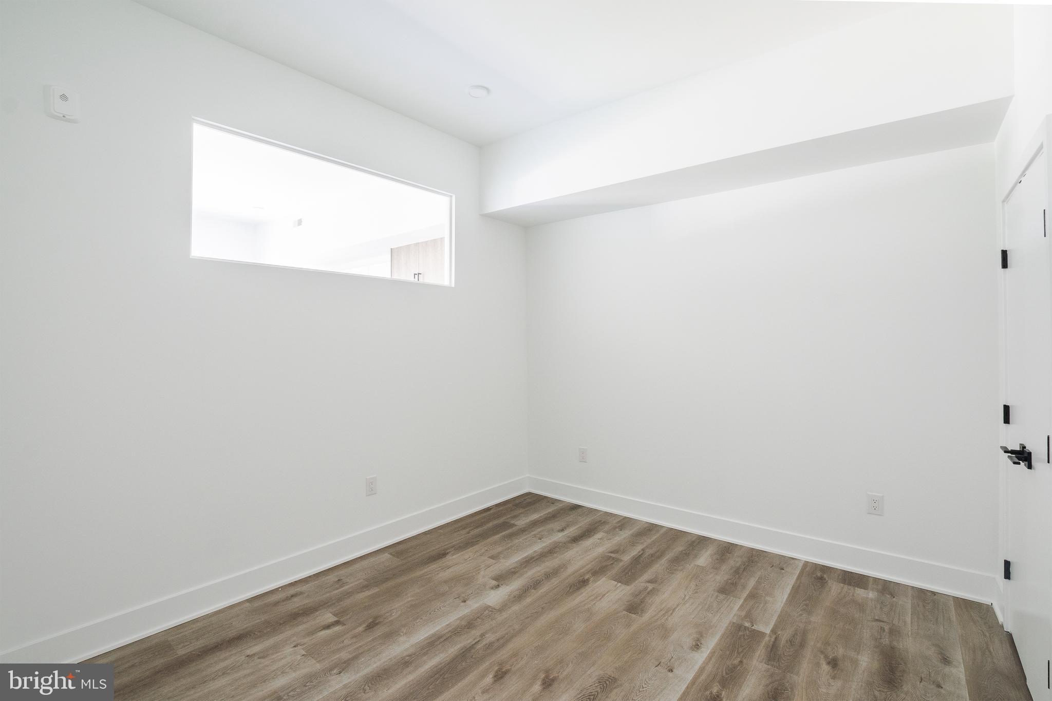 POINT BREEZE - Residential Lease