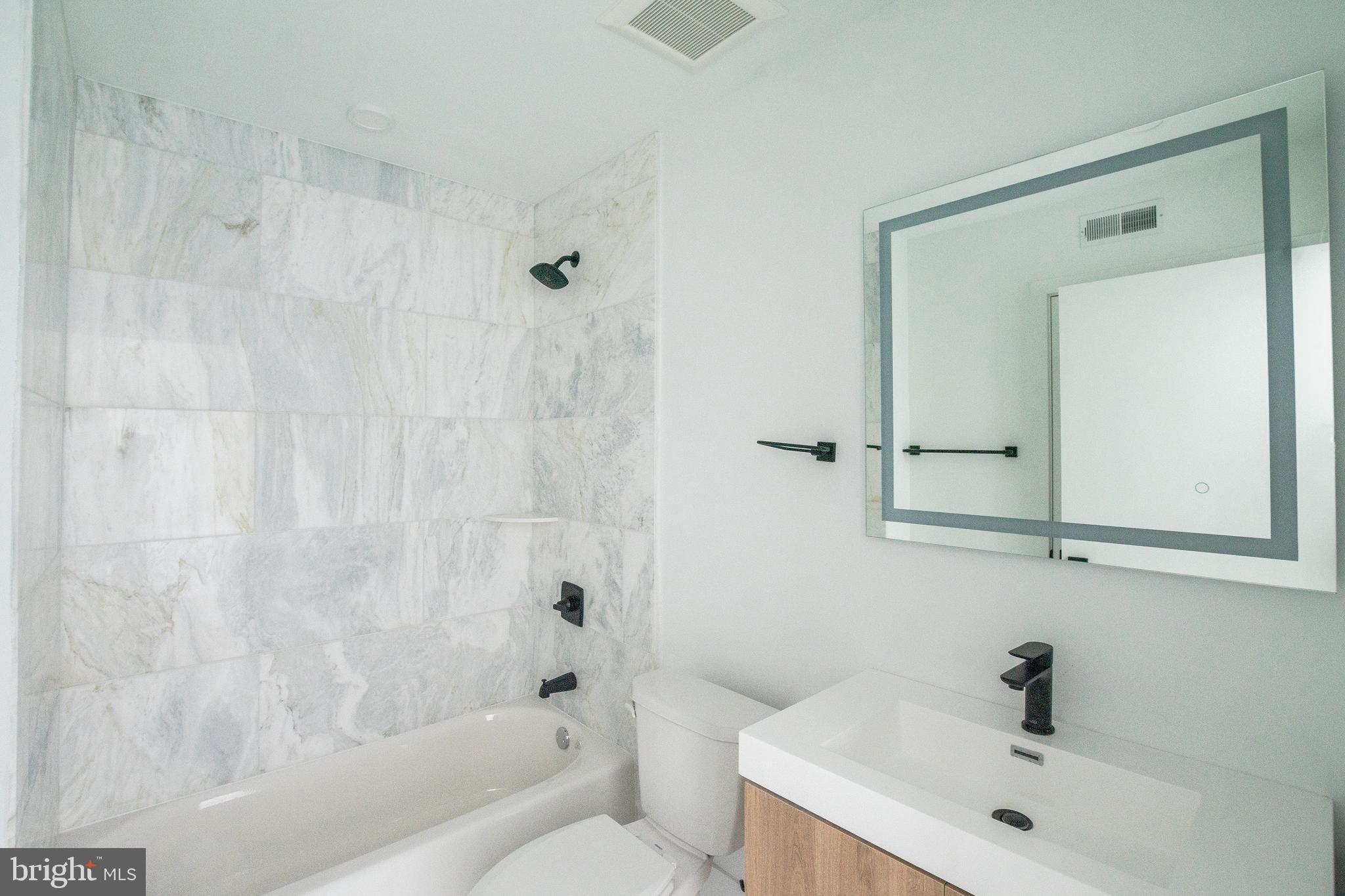 POINT BREEZE - Residential Lease