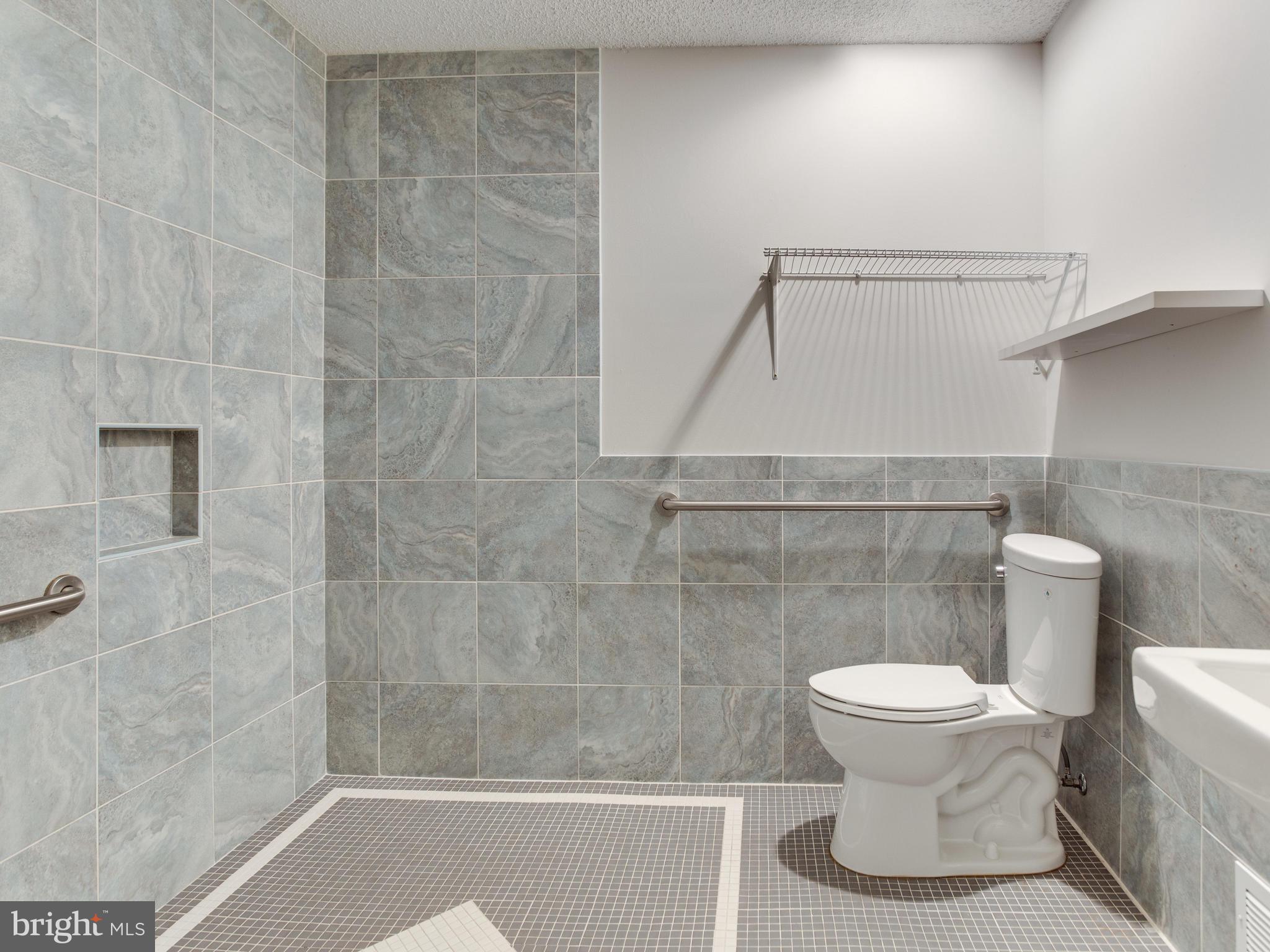 HERITAGE HARBOUR - Residential