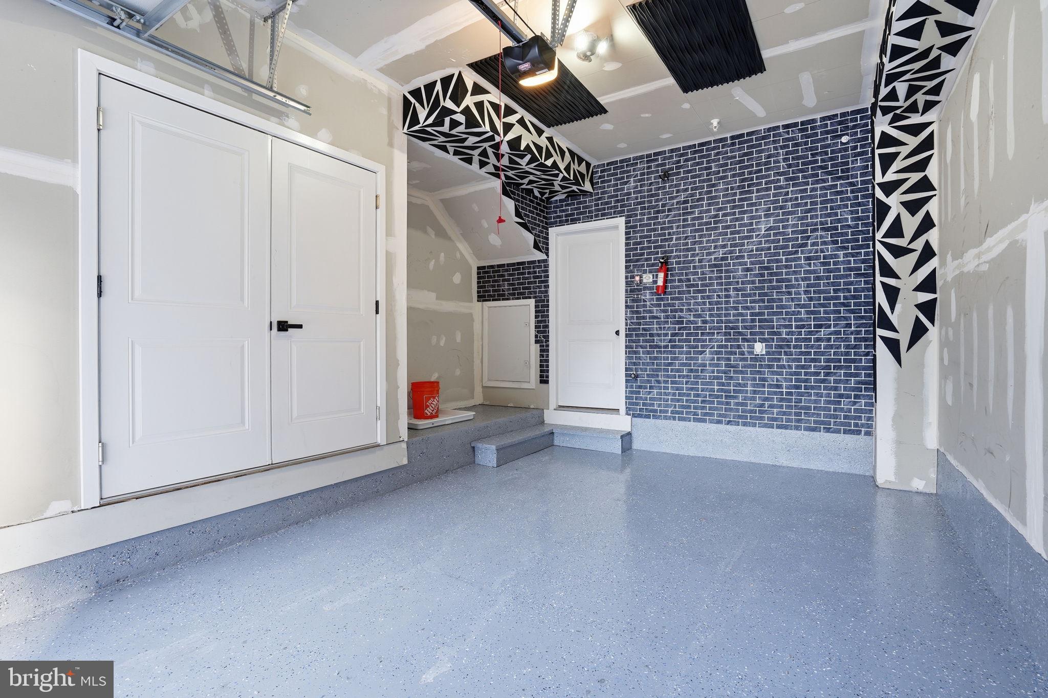 RESERVOIR HILL - Residential Lease