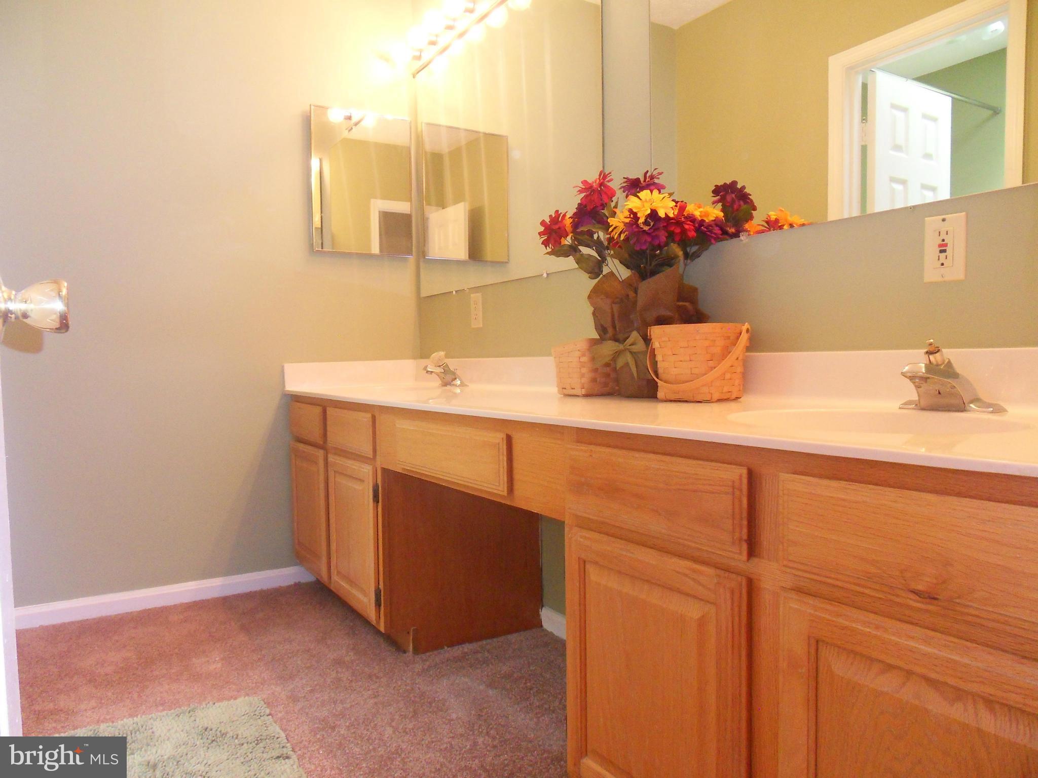 ST CHARLES SUB - HAMPSHIRE - Residential