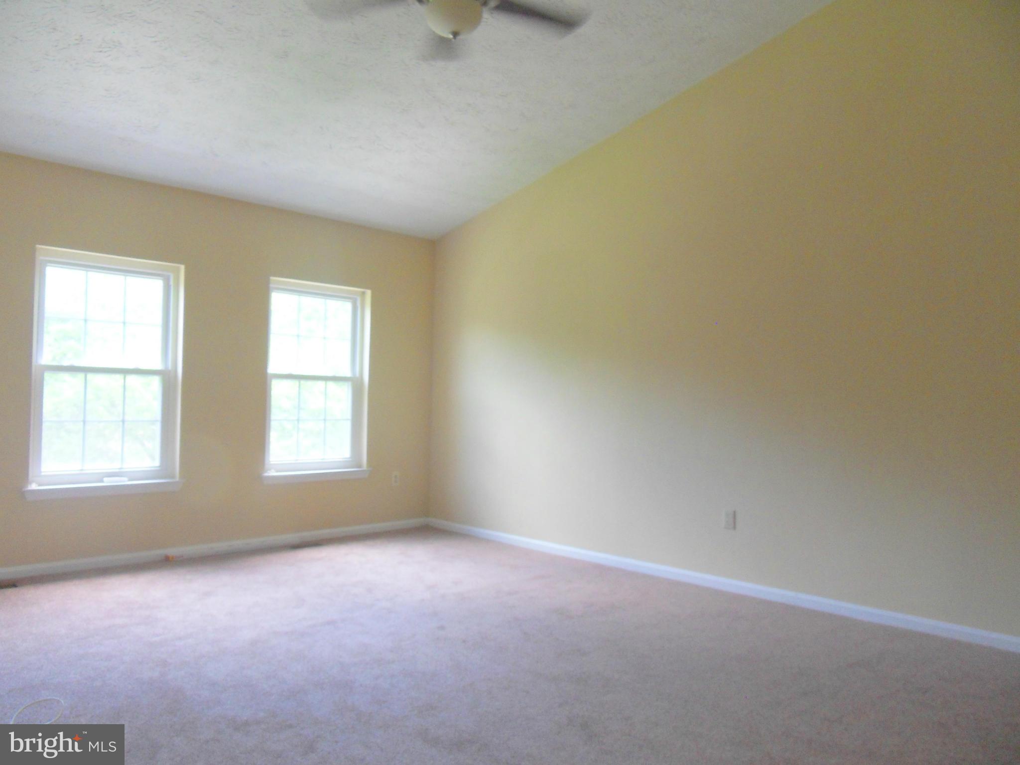 ST CHARLES SUB - HAMPSHIRE - Residential