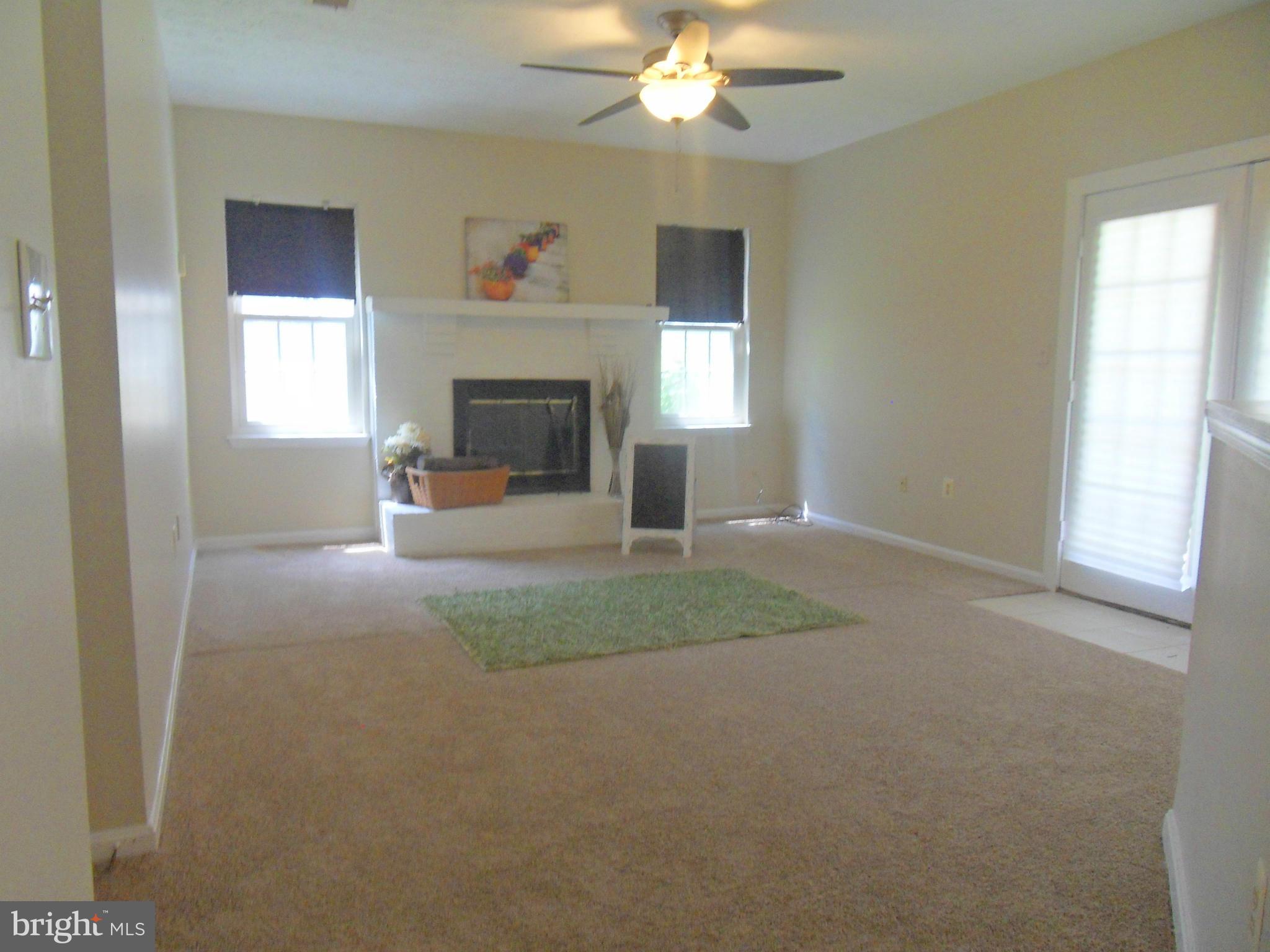 ST CHARLES SUB - HAMPSHIRE - Residential