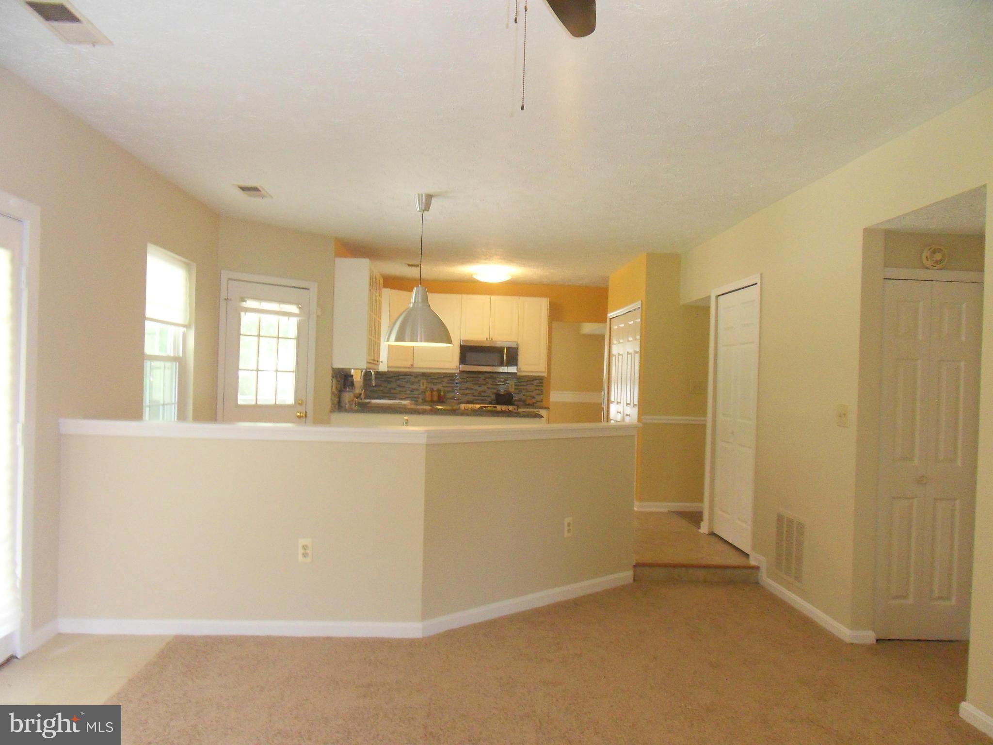 ST CHARLES SUB - HAMPSHIRE - Residential