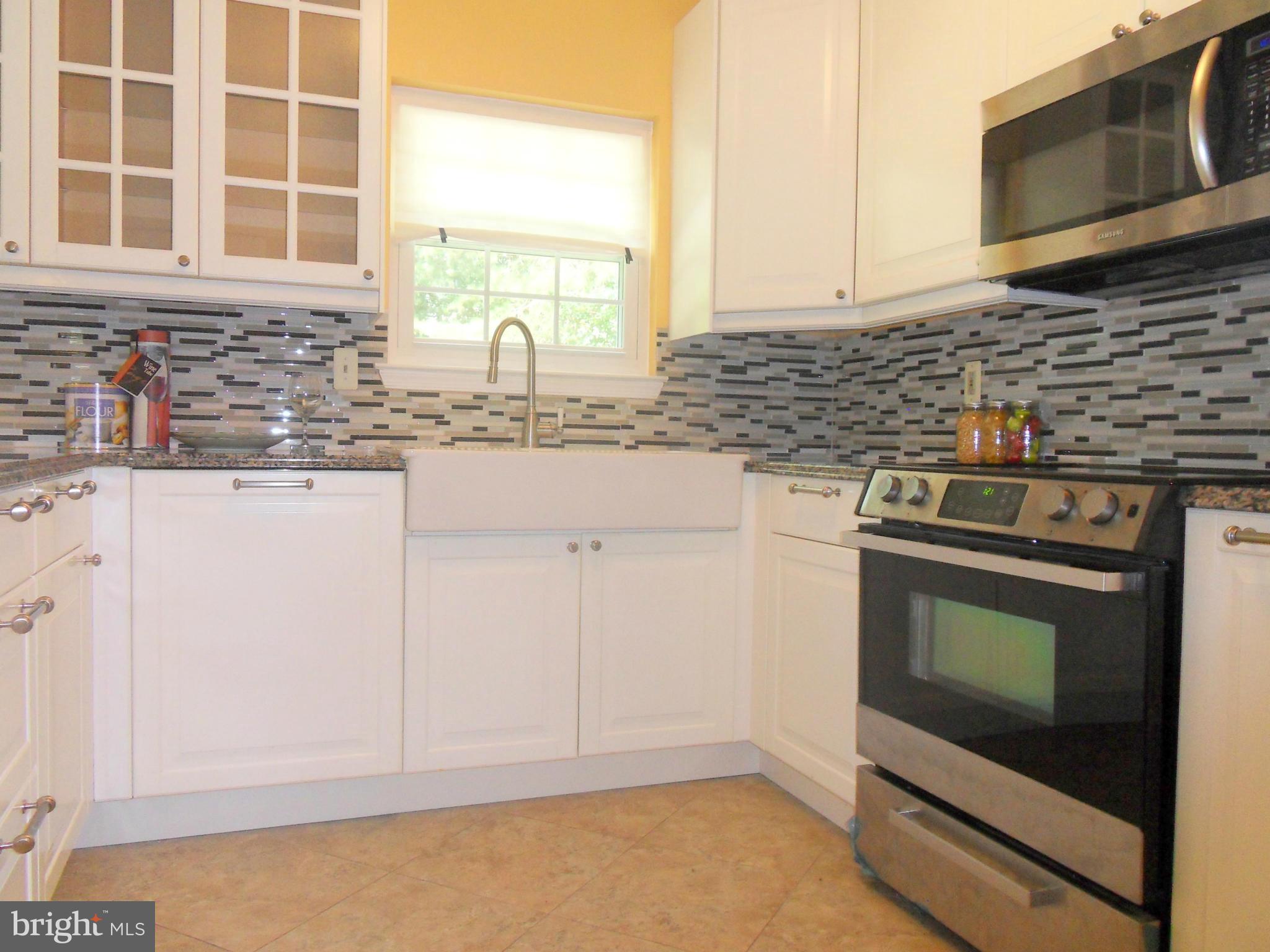 ST CHARLES SUB - HAMPSHIRE - Residential