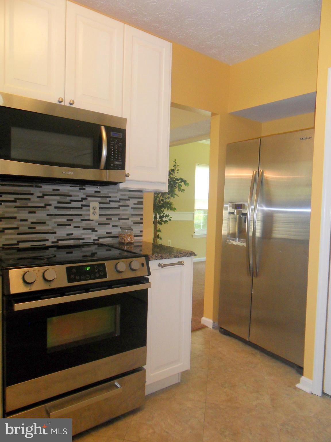 ST CHARLES SUB - HAMPSHIRE - Residential