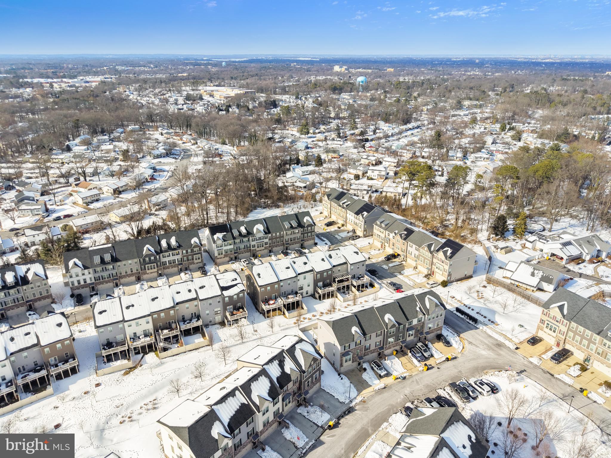 PONDVIEW - Residential