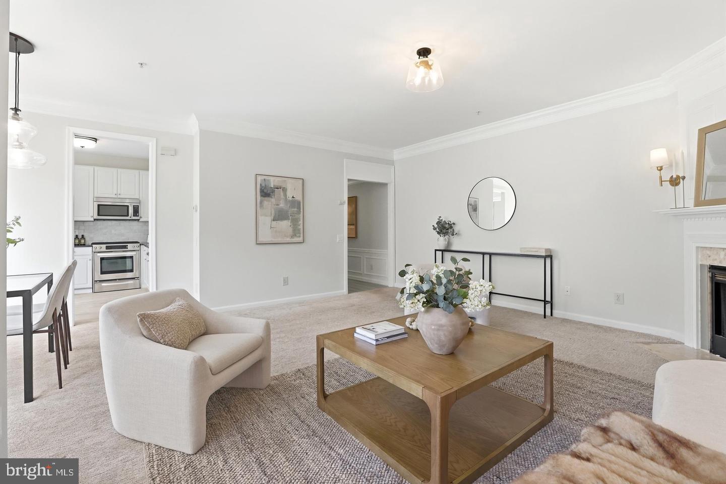 1734 KINGSGATE COURT 302