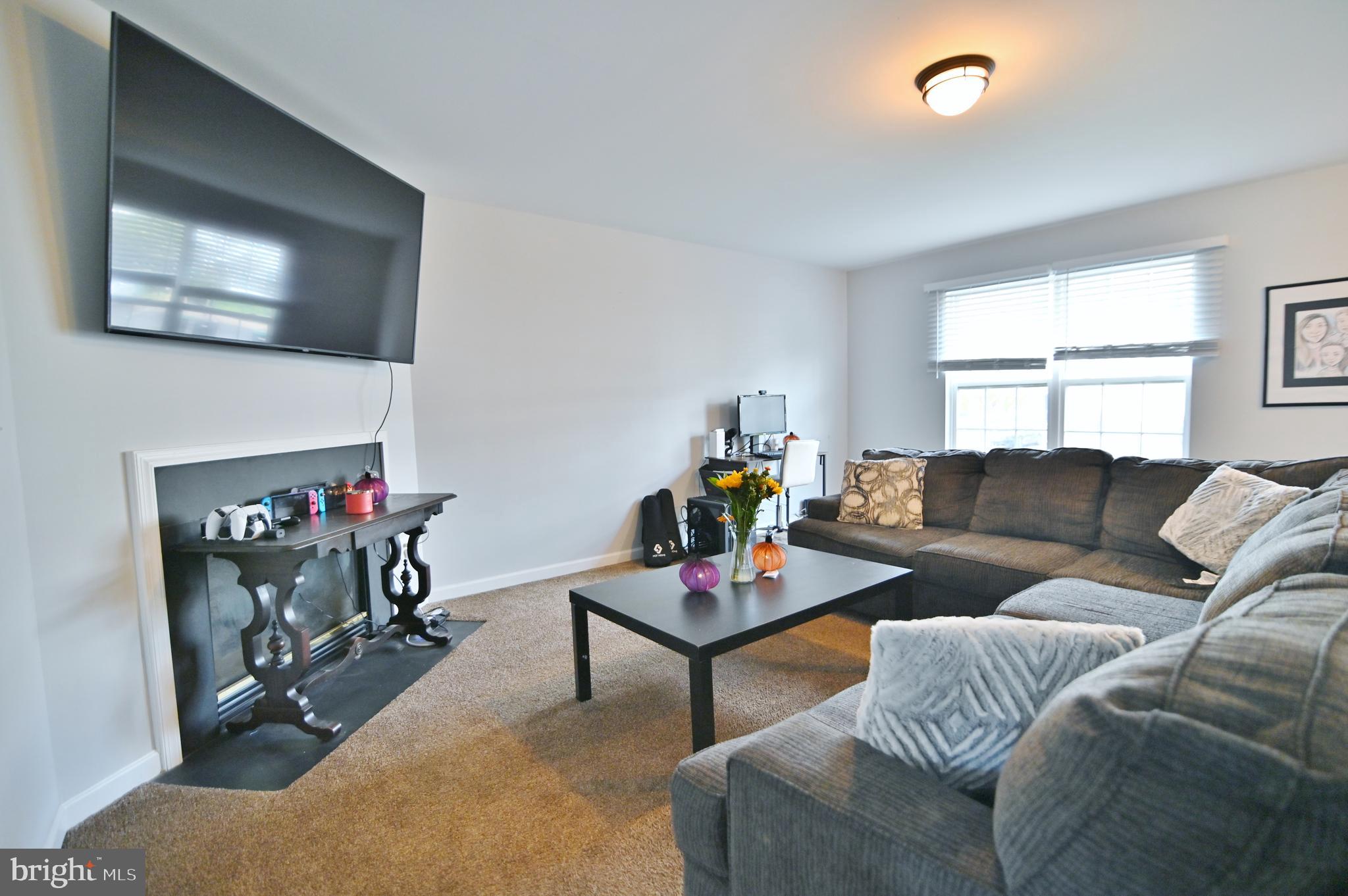 HUPPS RIDGE - Residential