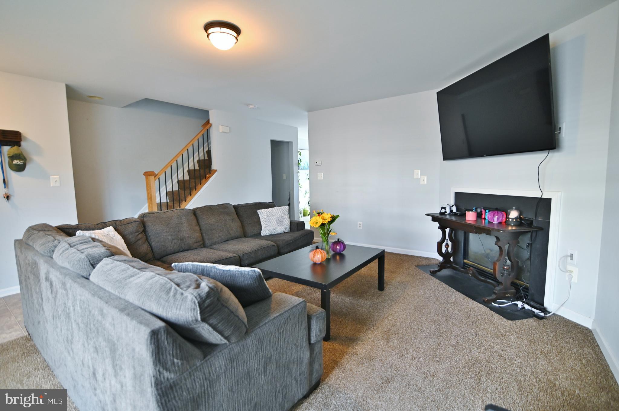 HUPPS RIDGE - Residential