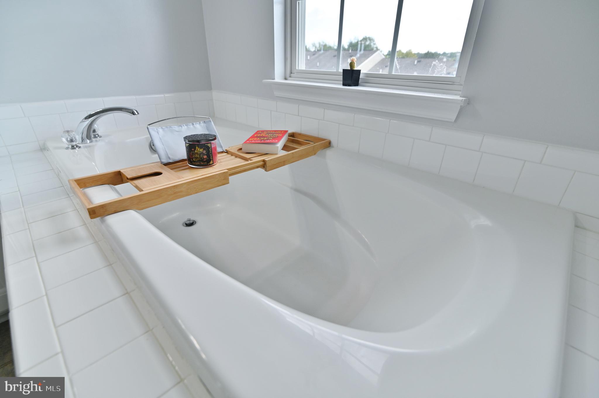 HUPPS RIDGE - Residential