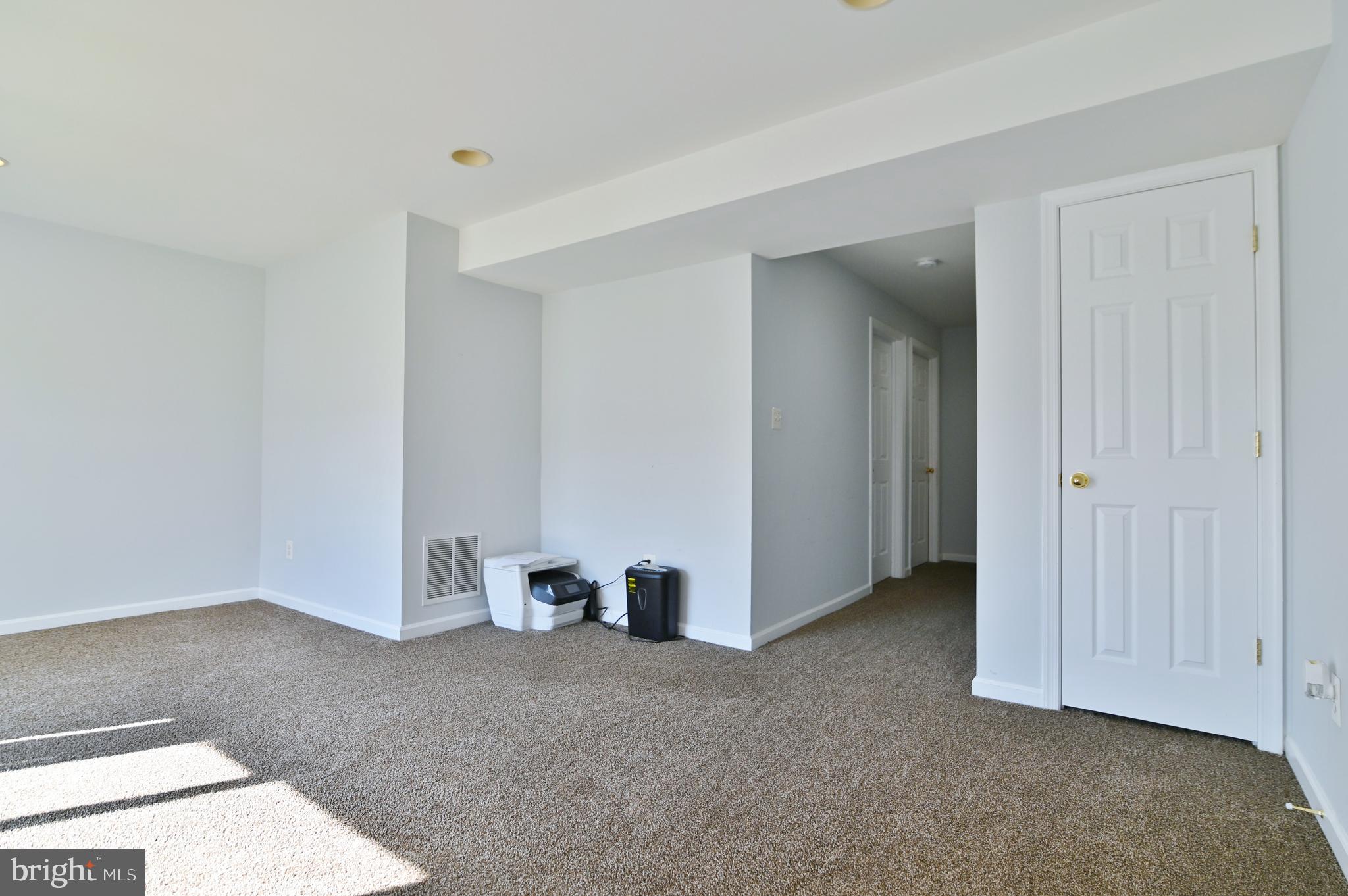 HUPPS RIDGE - Residential