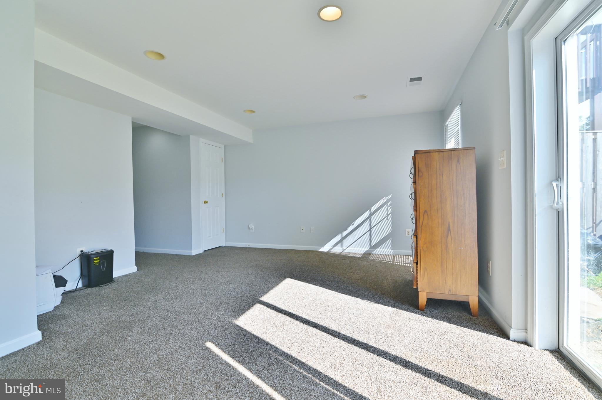 HUPPS RIDGE - Residential