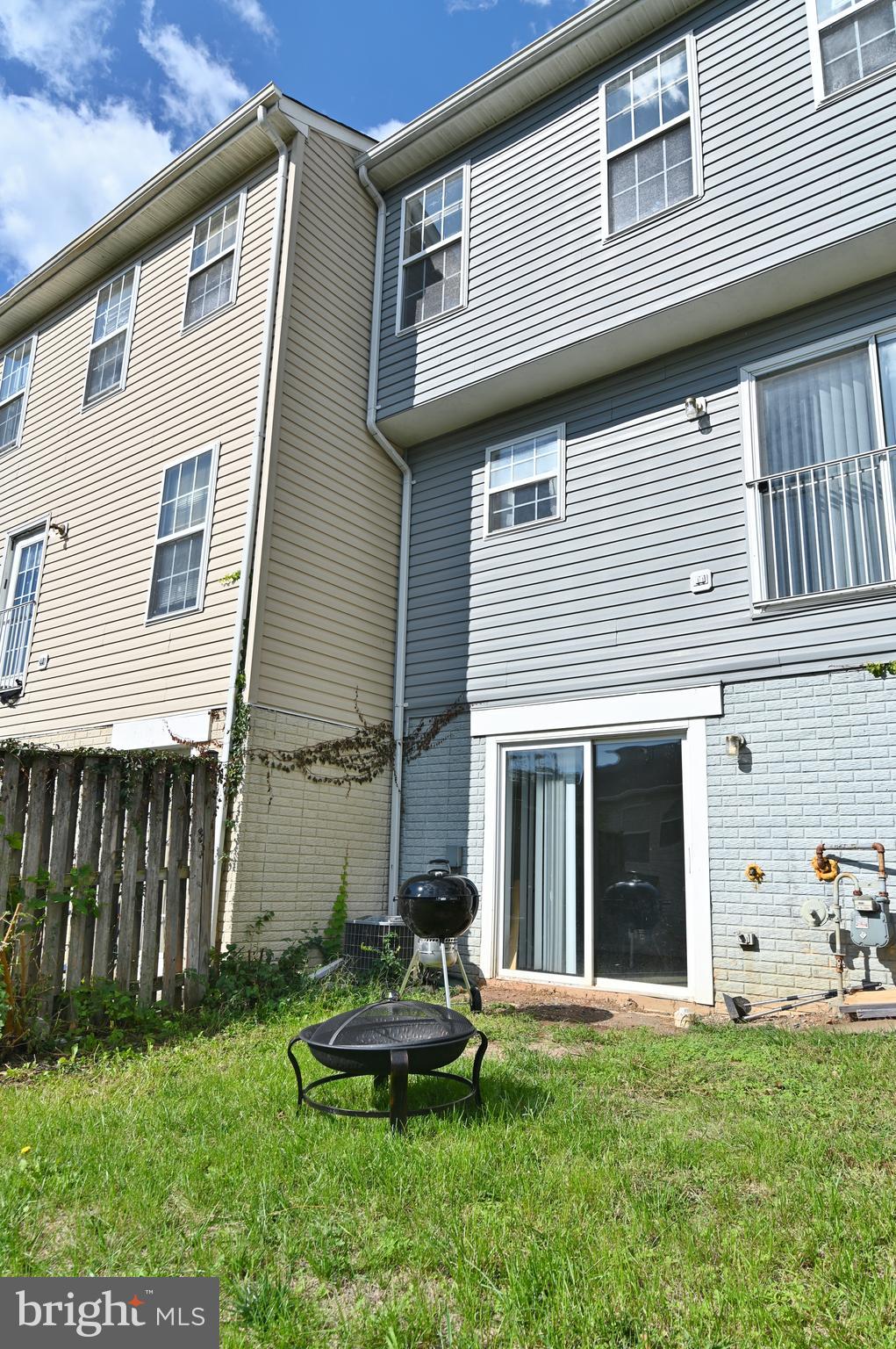 HUPPS RIDGE - Residential