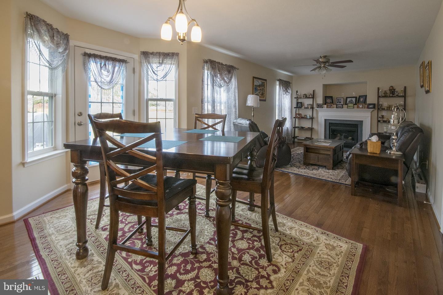 AUSTIN RIDGE - Residential