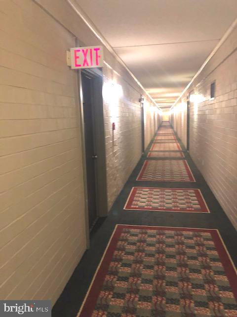 WOODLAKE TOWERS - Residential