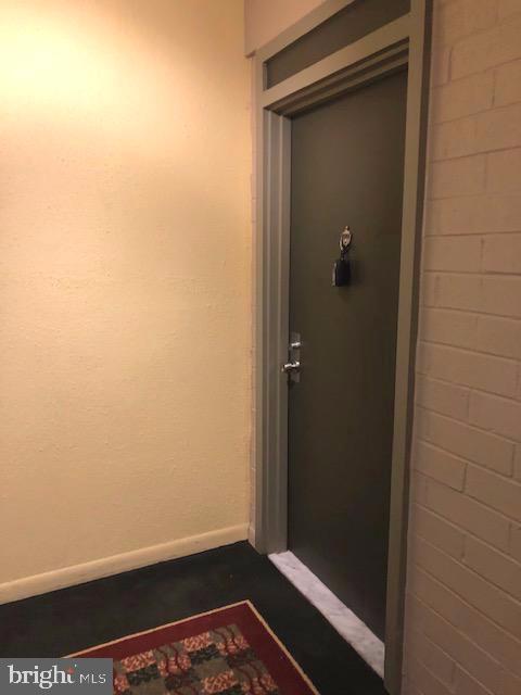 WOODLAKE TOWERS - Residential