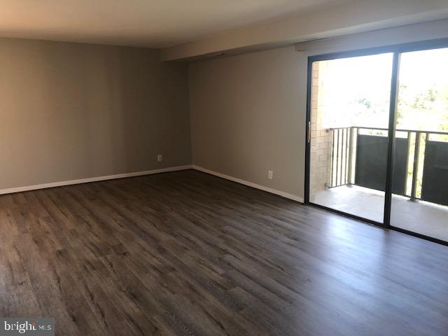 WOODLAKE TOWERS - Residential