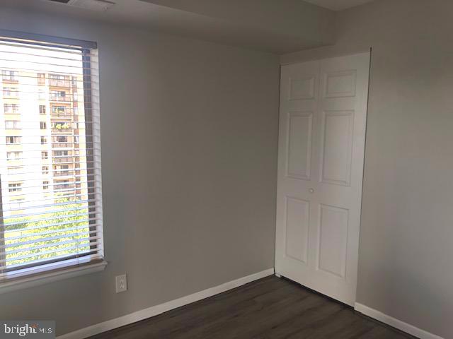 WOODLAKE TOWERS - Residential